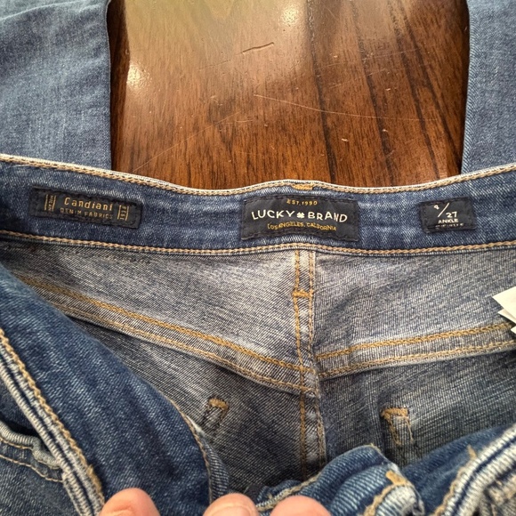 Two pair of Lucky Brand sweet straight jeans both  4/27 (ankle) - Picture 6 of 12